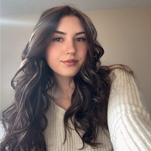 Meet your Posher, Sabrina